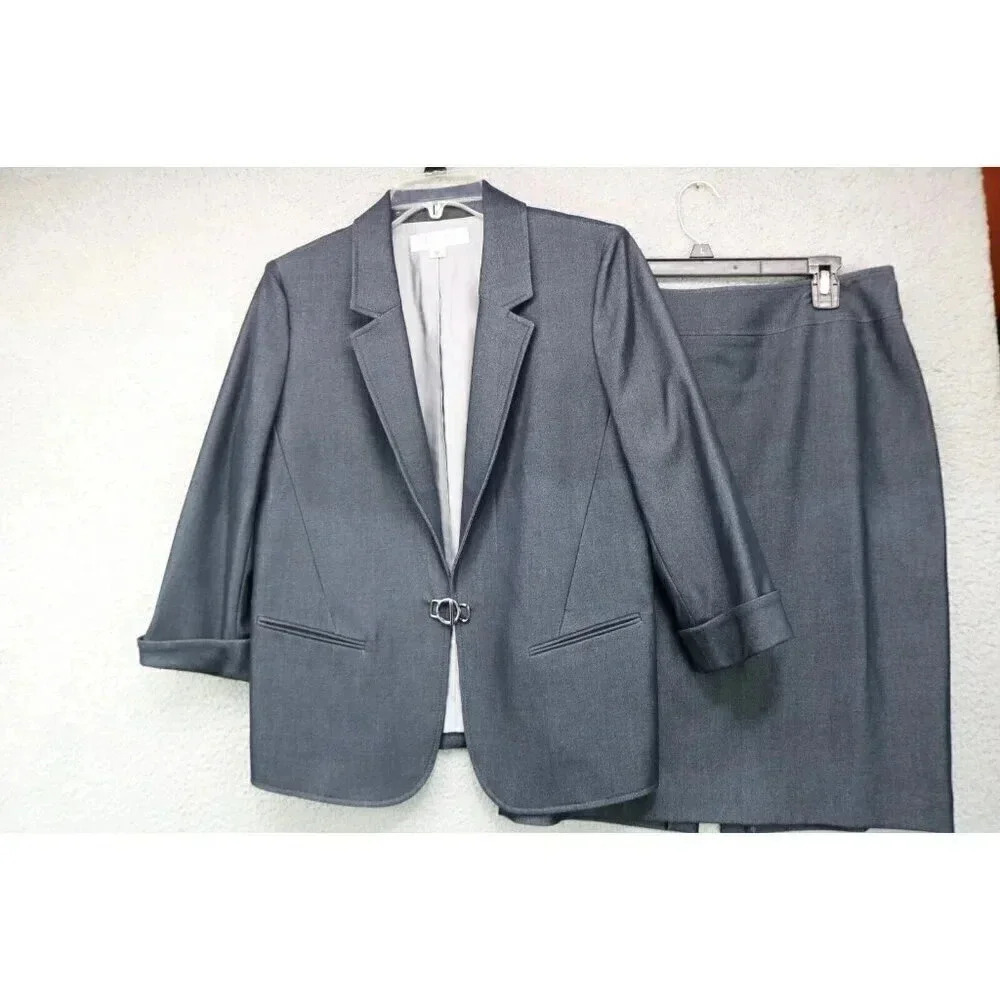 Tahari-Arthur S. Levine Women's Gray Skirt Set-Size 8-3/4 Sleeves